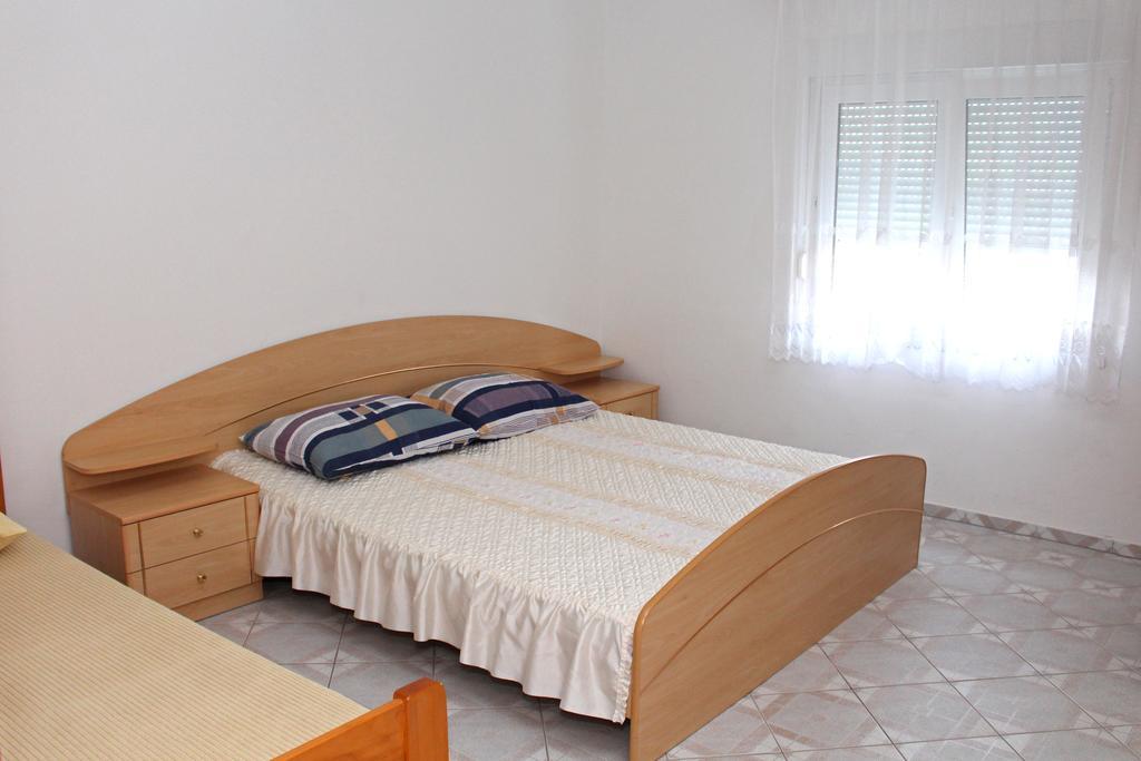 Apartments Beba Vir Zewnętrze zdjęcie