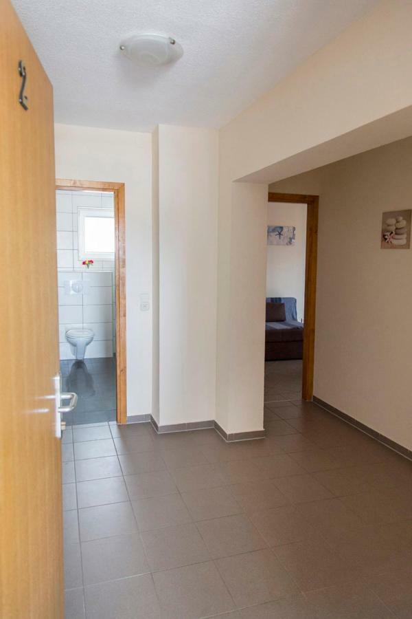 Apartments Beba Vir Zewnętrze zdjęcie