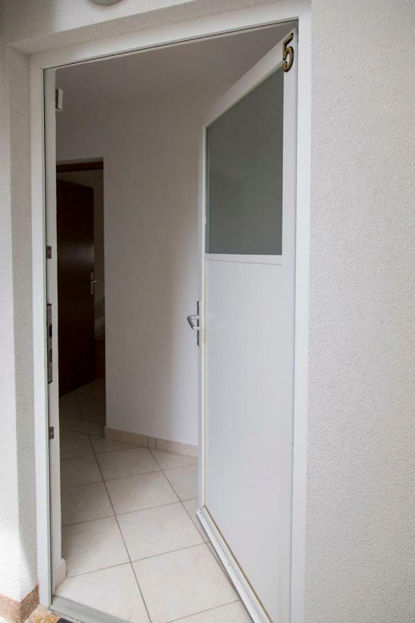 Apartments Beba Vir Zewnętrze zdjęcie