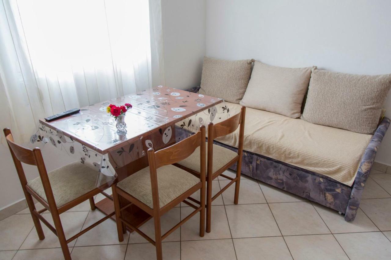 Apartments Beba Vir Zewnętrze zdjęcie